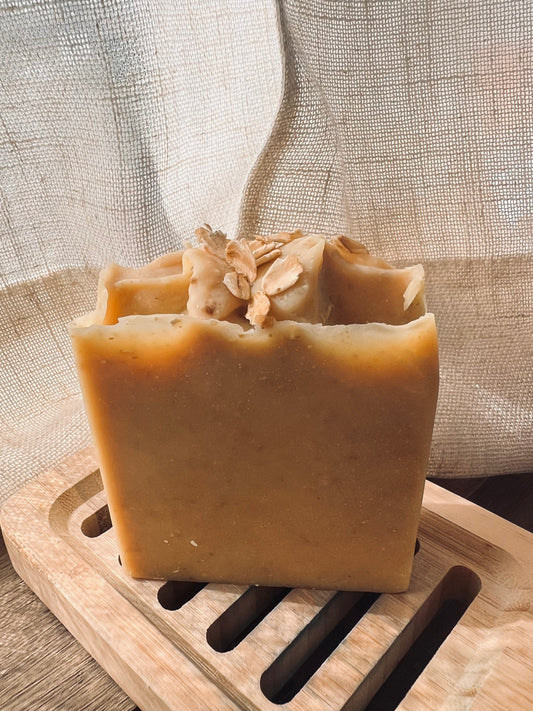 Oat & Honey Goat's Milk Soap Bar